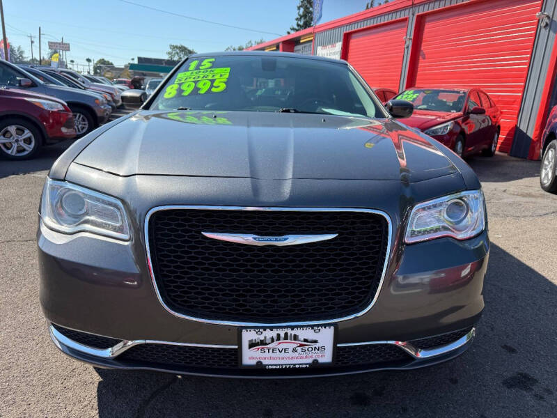 2015 Chrysler 300 Limited