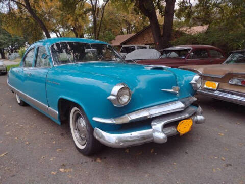 1953 Kaiser Manhattan