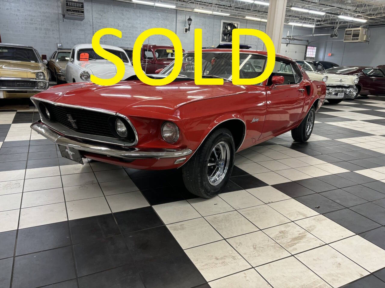 1969 Ford Mustang 2