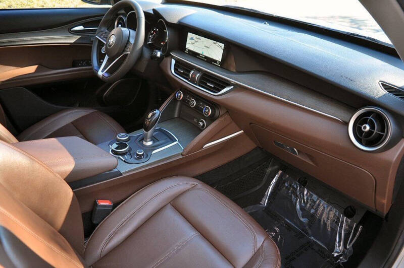 2018 Alfa Romeo Stelvio Ti