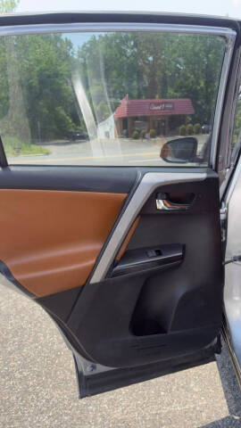 2017 Toyota RAV4 Limited