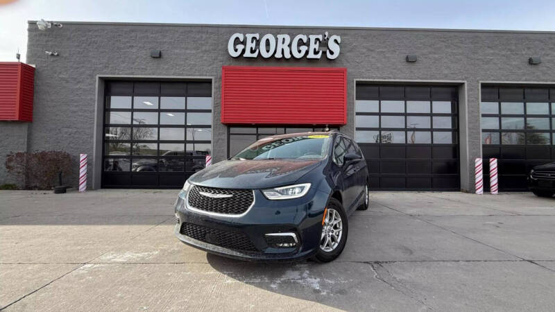 2022 Chrysler Pacifica for sale at George's Used Cars in Brownstown MI