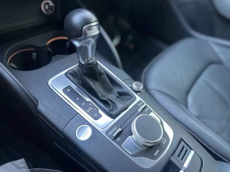 2017 Audi A3 Sportback e-tron 1.4T Premium Plus