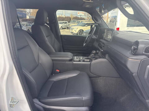 2025 Toyota Land Cruiser