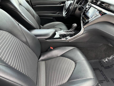 2018 Toyota Camry SE