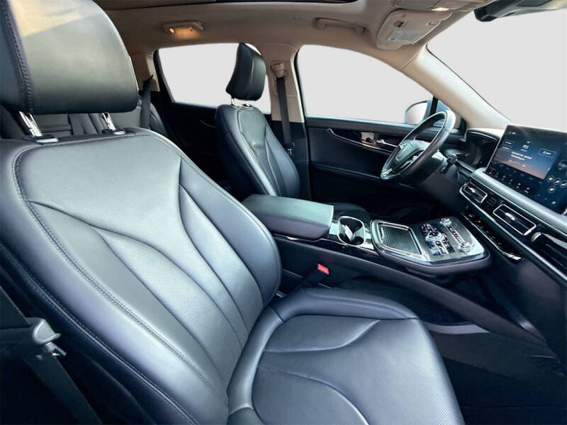 2023 Lincoln Nautilus Reserve