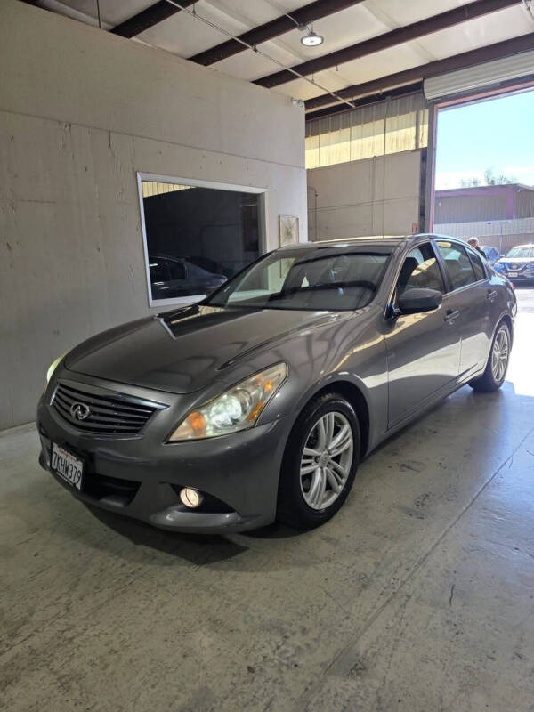2011 Infiniti G37 Sedan Journey