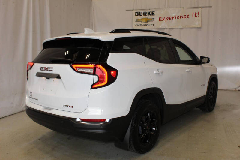 2024 GMC Terrain AT4