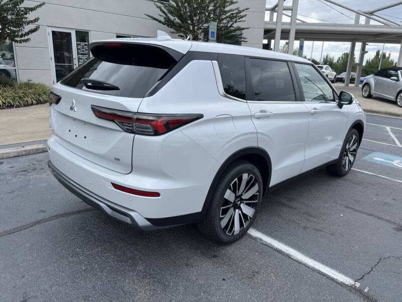 2025 Mitsubishi Outlander SE