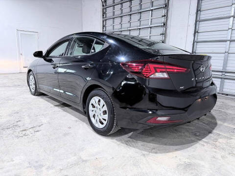 2019 Hyundai Elantra