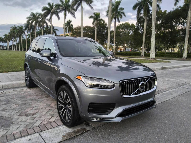 2020 Volvo XC90 T5 Momentum