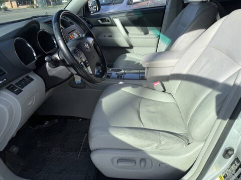 2012 Toyota Highlander Hybrid