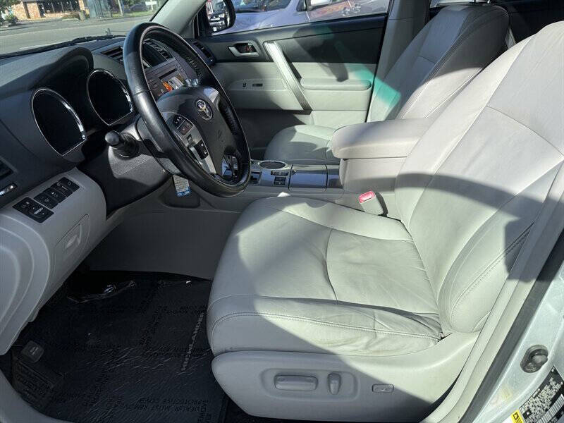 2012 Toyota Highlander Hybrid