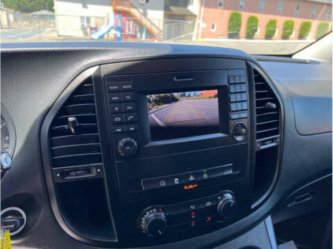 2017 Mercedes-Benz Metris