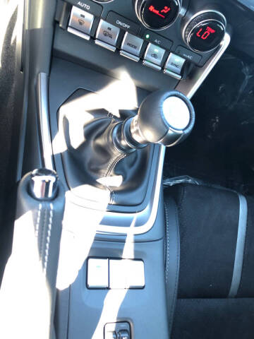 2025 Toyota GR86 Premium