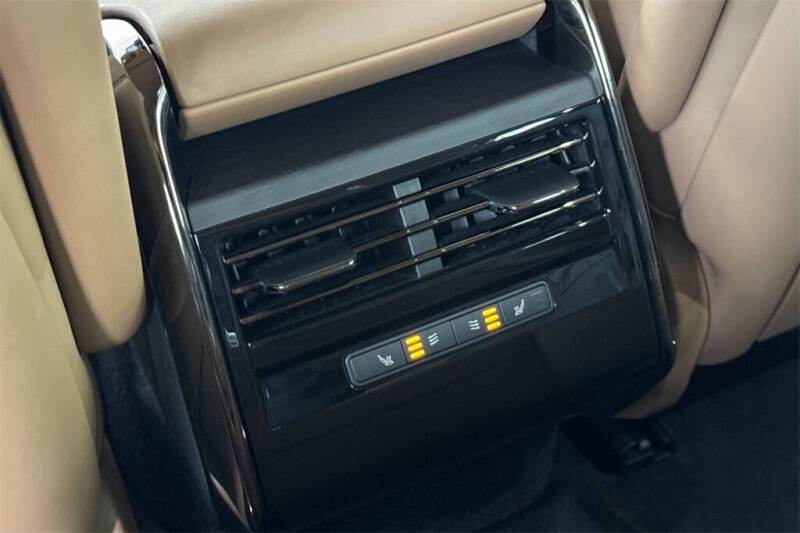 2023 Land Rover Range Rover Sport P360 SE