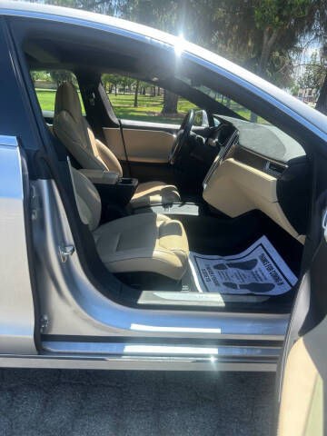 2017 Tesla Model S