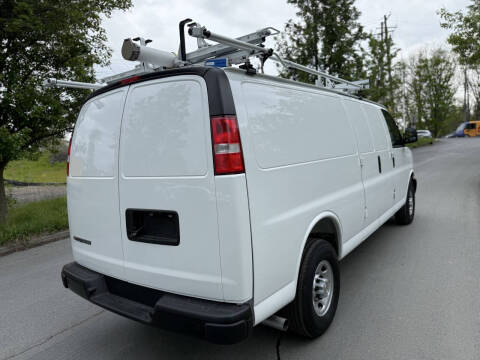 2025 Chevrolet Express 2500