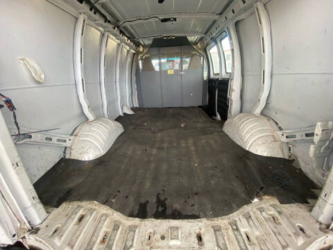 2017 GMC Savana 2500