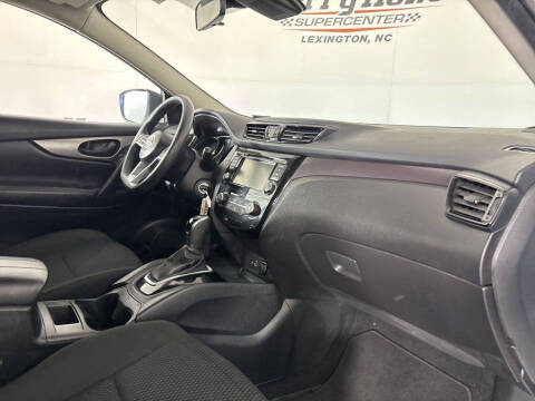 2022 Nissan Rogue Sport S