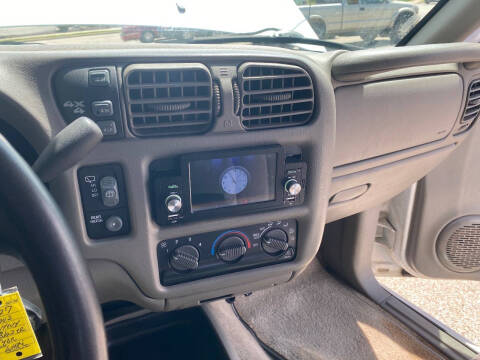 2002 Chevrolet Blazer LS