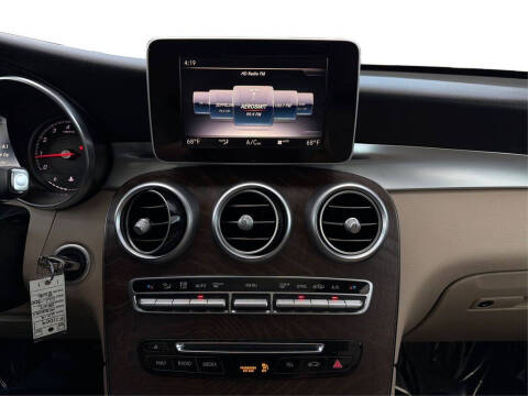 2019 Mercedes-Benz GLC GLC 300