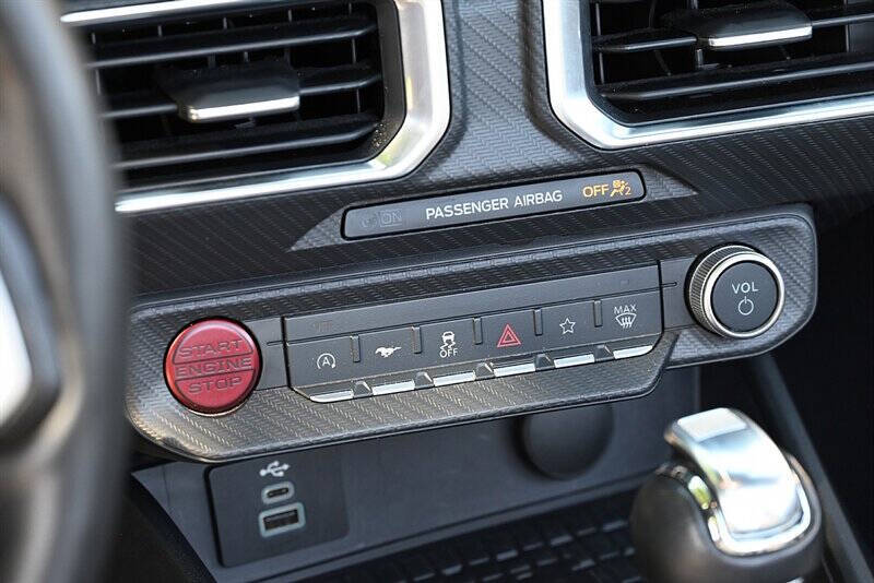 2024 Ford Mustang 39