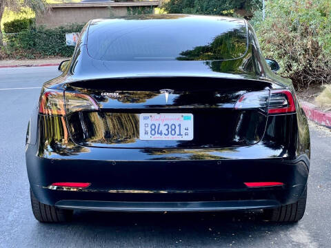 2018 Tesla Model 3 Mid Range
