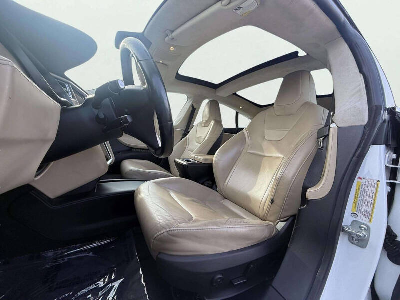 2016 Tesla Model S 75D