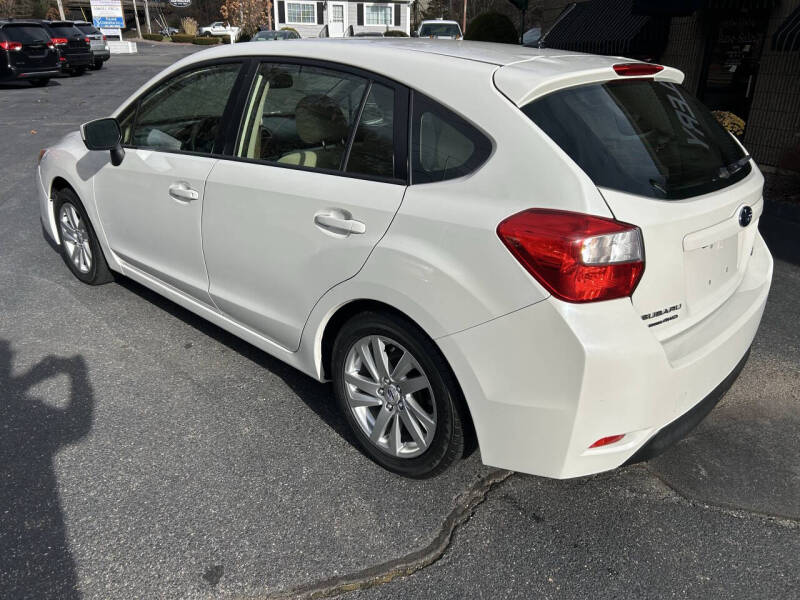 2015 Subaru Impreza 2.0i Premium