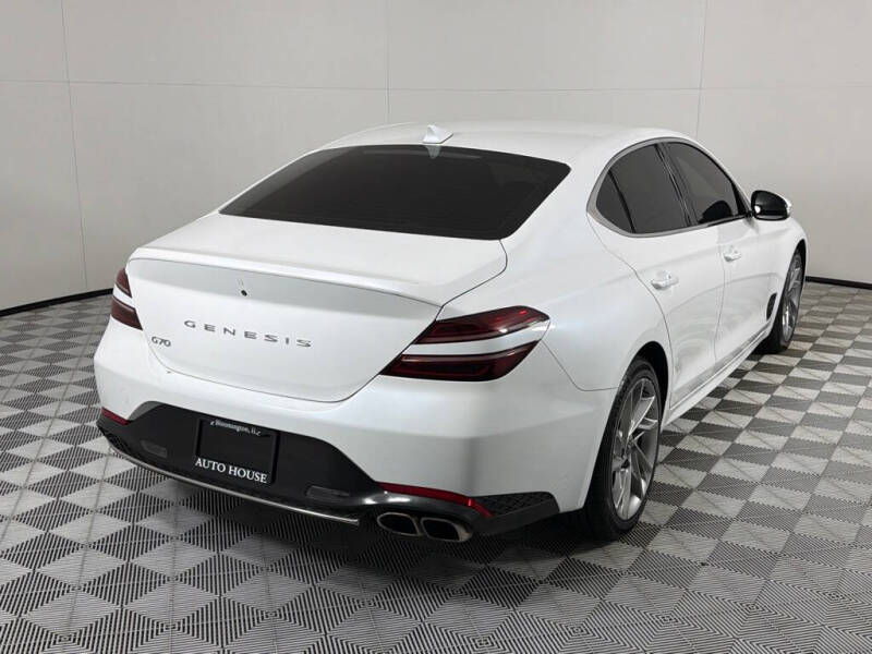 2022 Genesis G70