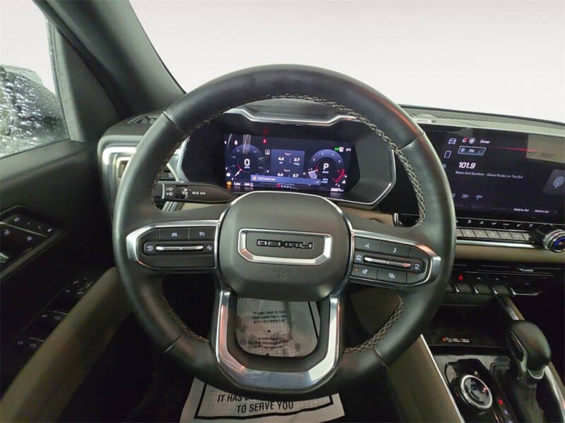 2023 GMC Canyon Denali