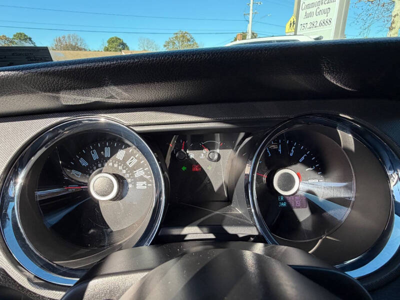 2014 Ford Mustang V6