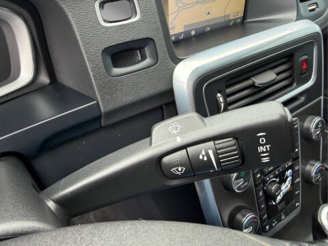 2015 Volvo S60 T5 Drive-E Platinum