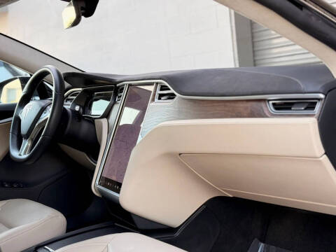 2016 Tesla Model S