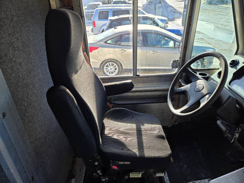 2010 Freightliner MT45 Chassis