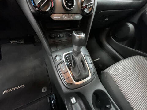 2020 Hyundai Kona SEL Plus