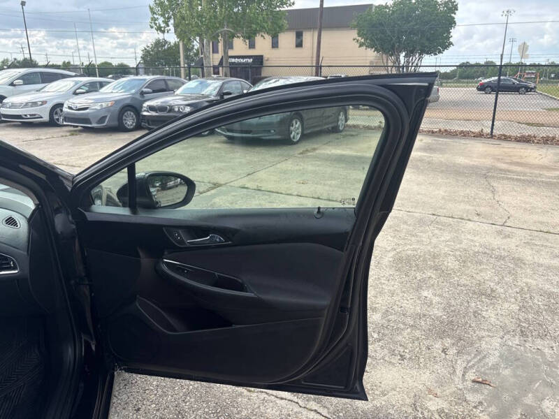 2018 Chevrolet Cruze LT Auto