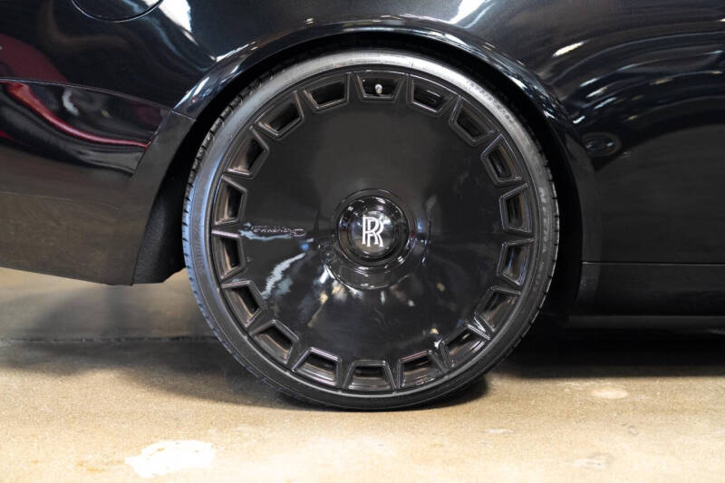 2020 Rolls-Royce Black Badge Dawn