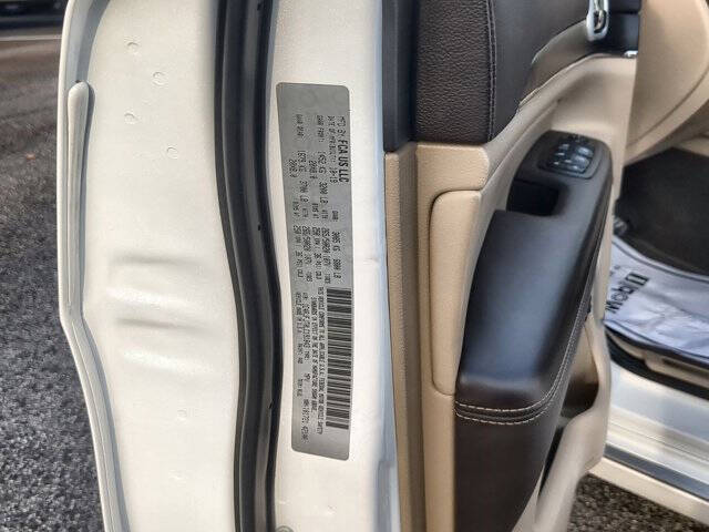 2020 Jeep Grand Cherokee Summit