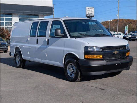 2025 Chevrolet Express 2500