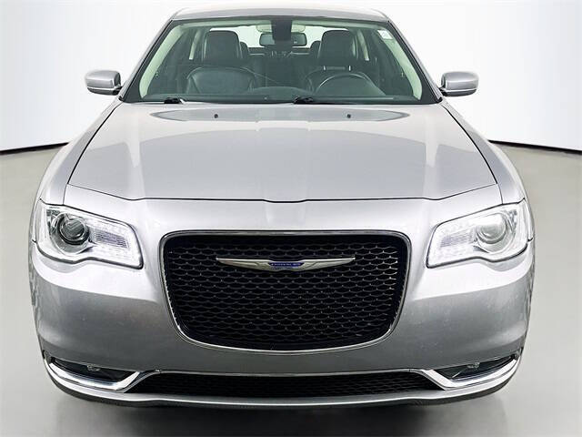 Used 2017 Chrysler 300 Limited with VIN 2C3CCAAG8HH521873 for sale in Kingsville, MD