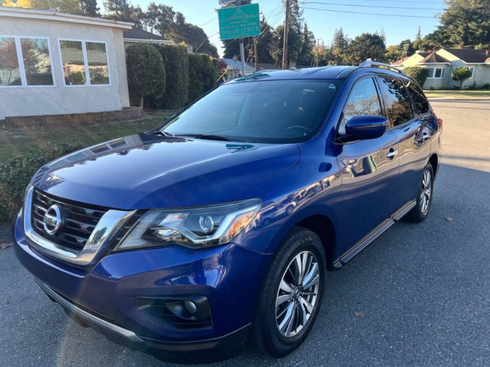 2020 Nissan Pathfinder for sale at Sorrento Auto Sales Inc in Hayward, CA