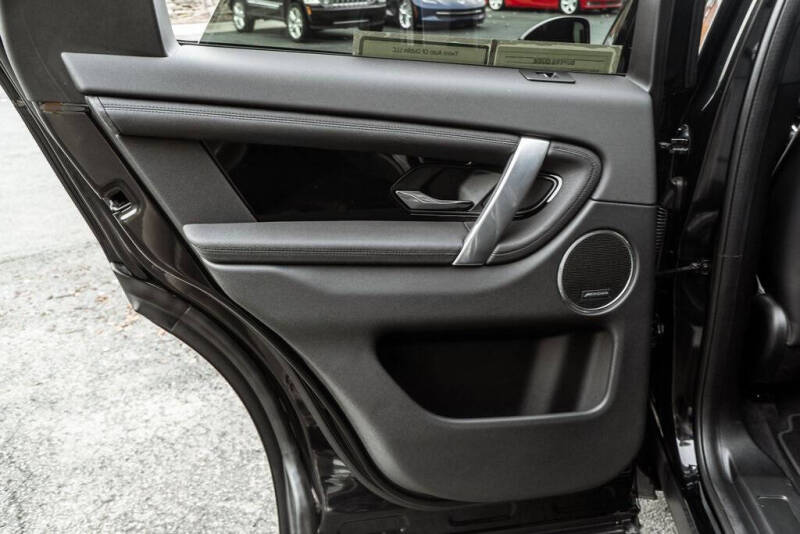 2023 Land Rover Discovery Sport P250 SE