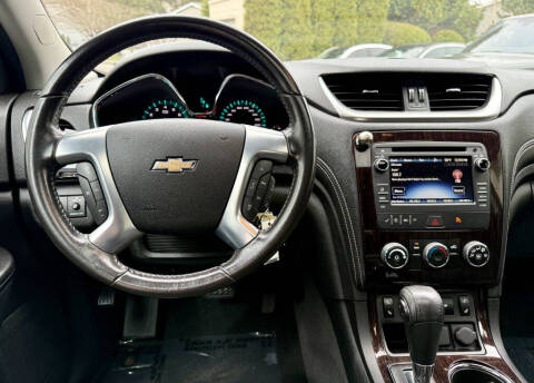 2017 Chevrolet Traverse LT