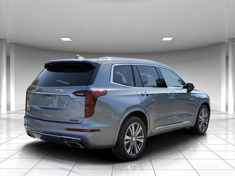 2021 Cadillac XT6 5
