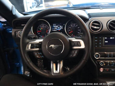 2020 Ford Mustang EcoBoost