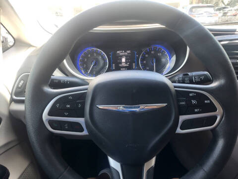 2017 Chrysler Pacifica Touring