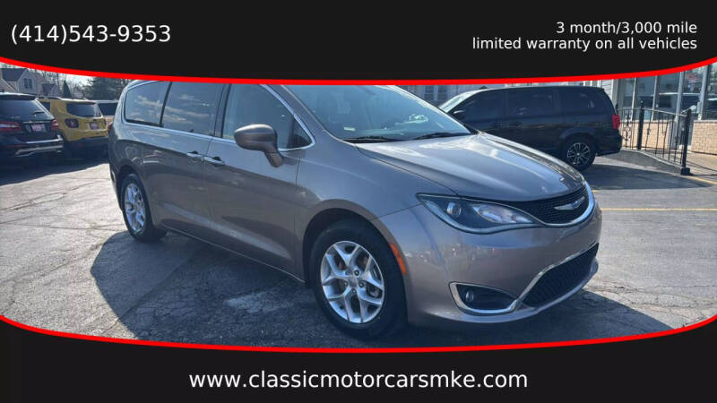 2018 Chrysler Pacifica Touring Plus
