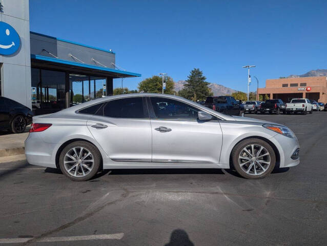 2017 Hyundai Azera for sale at Axio Auto Boise in Boise, ID